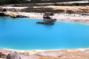 Gurun Pasir Telaga Biru di Bintan