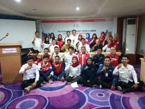 インドネシア赤十字は、被災地でRFLの訓練を実施する