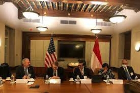 印度尼西亚-美国加强国家经济复苏合作