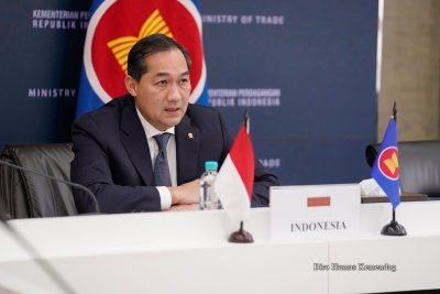 贸易部长：东盟同意加强合作和贸易便利化
