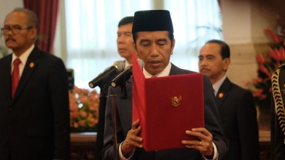 印尼总统佐科维多多任命了16位大使