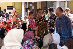Joko Widodo 总统与世界银行行长讨论儿童营养问题的解决方案