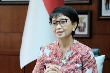 印尼外长拒绝疫苗囤积和疫苗民族主义