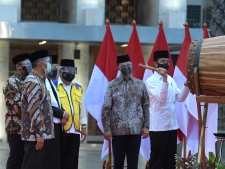 总统宣布Istiqlal清真寺改造完成
