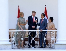 荷兰国王向印度尼西亚道歉