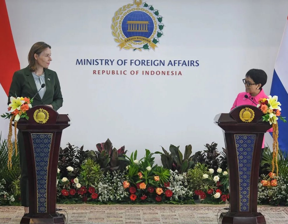 La ministra de Asuntos Exteriores, Retno Marsudi, alentó la asociación entre Indonesia y los Países Bajos para fortalecer el multilateralismo