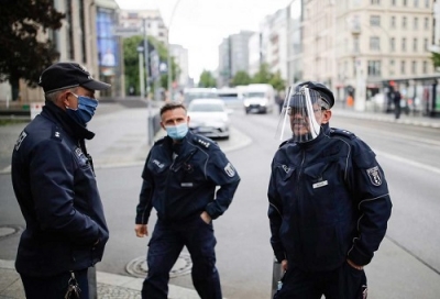 Protestas por restricciones ante el coronavirus dejan 45 policías heridos en Berlín