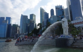 Singapur permite la visita de extranjeros vacunados