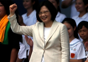 Tsai Ing-wen que apoya el statu-quo frente a China reelegida en las elecciones presidenciales de Taiwán