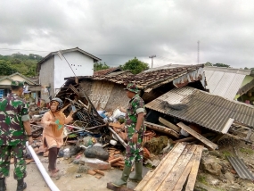 Japón y Malasia transmiten sus condolencias a las víctimas del tsunami del Estrecho de la Sonda