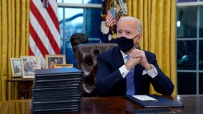 Biden lanza revisión de la prisión de Guantánamo, apunta a cerrarla antes de dejar el cargo