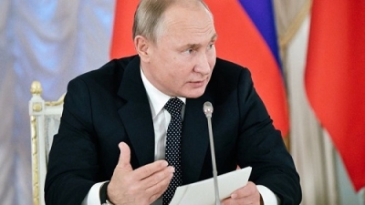 Rusos dan a Putin el derecho de permanecer en el poder hasta 2036
